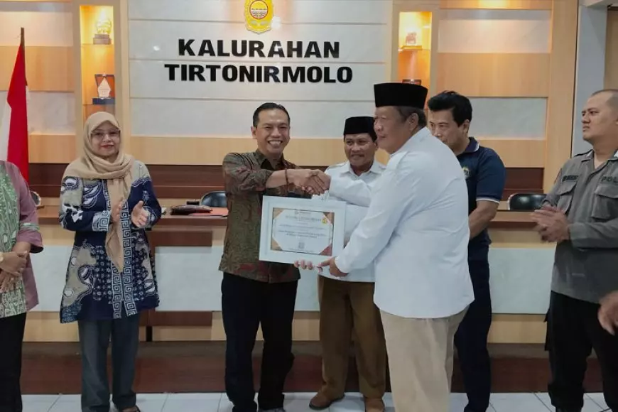 Aktif Cegah Politik Uang, Desa Tirtonirmolo Terima Penghargaan Bawaslu Bantul