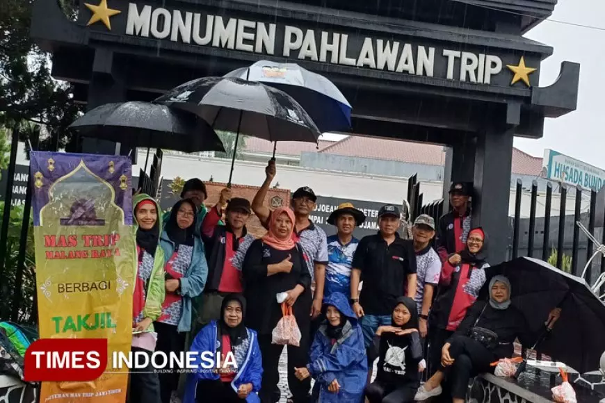 MAS TRIP Malang Raya Berbagi Takjil, Kenang Semangat Perjuangan Tentara Pelajar