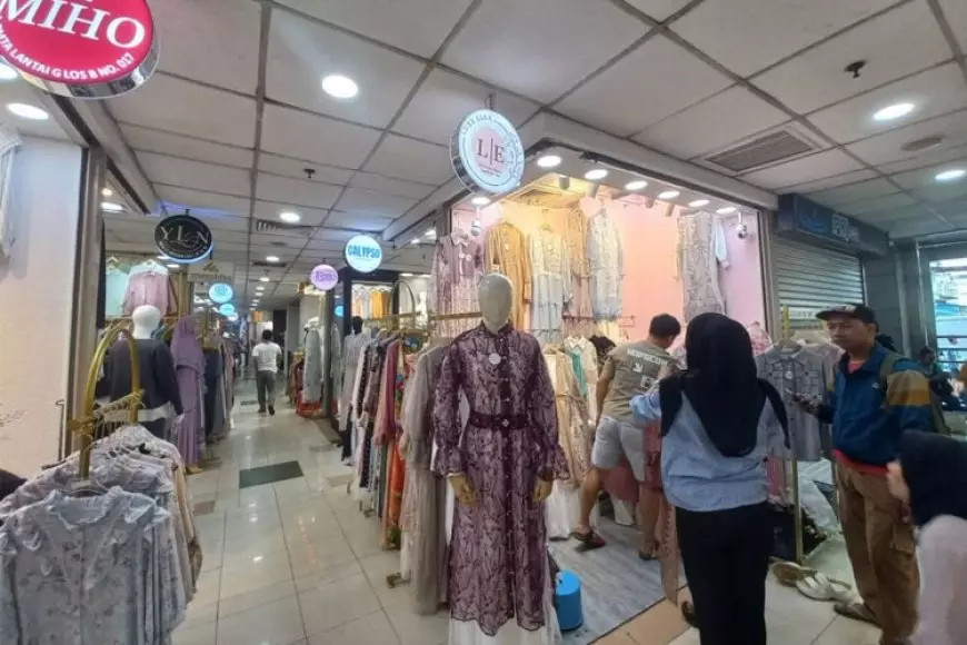 Platinum Market at PMTA Buka Beragam Pilihan Fashion Item Trendy untuk Lebaran, Gratis Takjil hingga Hijab