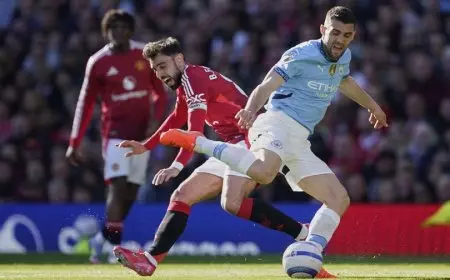 Derby Manchester Berakhir Tanpa Gol, Pertahanan Jadi Kunci di Old Trafford