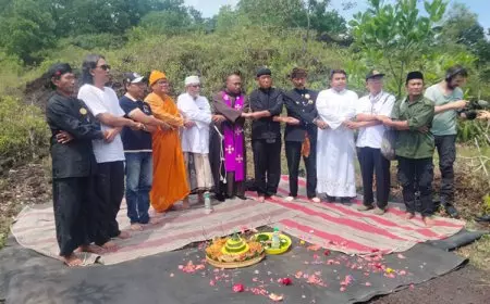 Doa Bersama Lintas Iman untuk Pelestarian Lingkungan di Gunung Lemongan