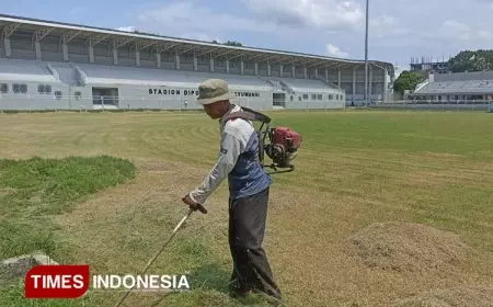 Stadion Diponegoro Banyuwangi Bersolek Jelang Kompetisi Liga 4 Nasional