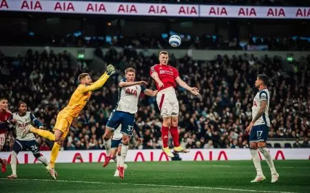 Kekalahan Tipis dari Nottingham Forest Semalam: Tottenham Semakin Dekat dengan Jurang Degradasi?