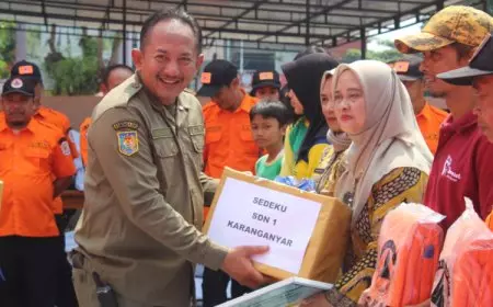 Peringati HKB 2025, Ratusan Siswa SD Ikuti Simulasi Bencana di Karanganyar