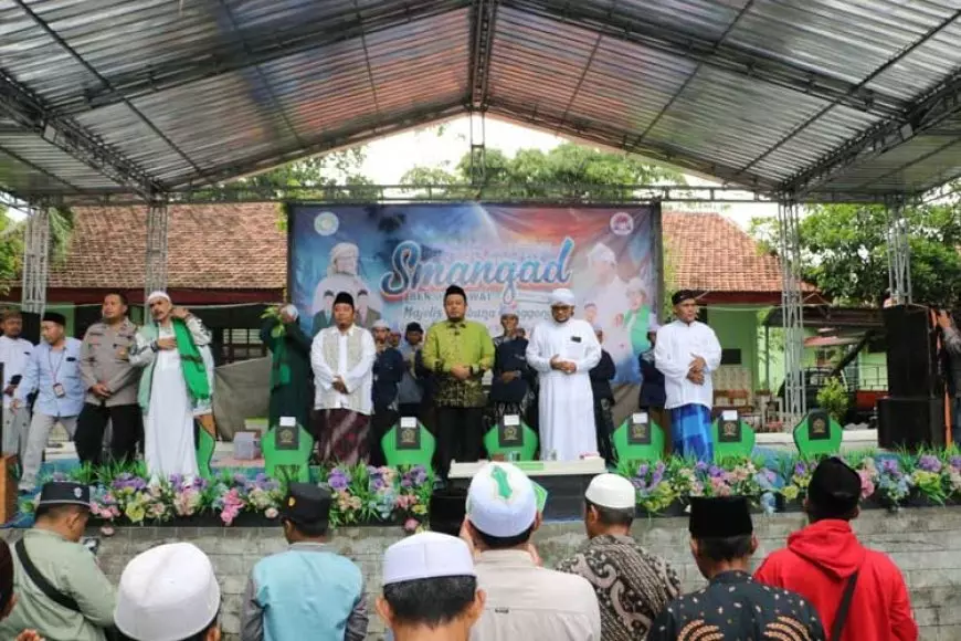 Wabup Fahmi Hadiri SMAN 1 Gading Bersholawat Bersama Majelis Hasbana