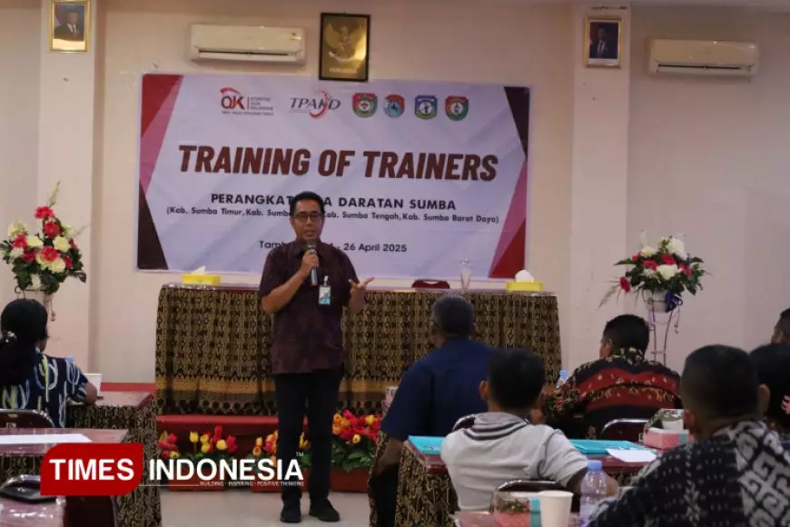 OJK Gandeng BPJS Ketenagakerjaan di Kegiatan ToT Bagi Perangkat Desa se-Sumba Raya