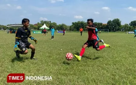 Undar Cup 2025: Tendangan Mimpi dari Lapangan Kampus Undar Jombang