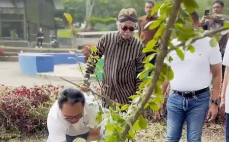 Pulihkan Area Kebakaran Hutan, IKA UNS Jatim Tanam Pohon di Tahura Raden Soerjo