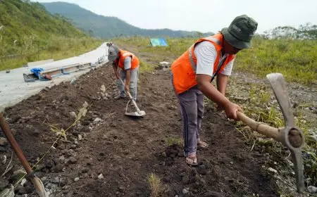 Pemkab Kediri Lanjutkan Pembangunan Jalan Menuju Kawah Kelud