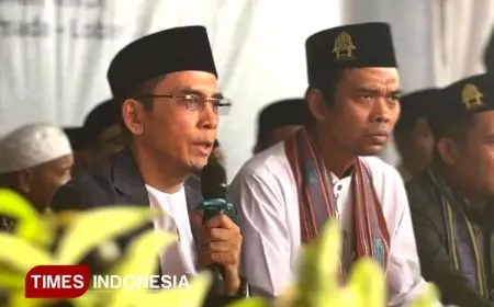 Pertemuan Langka Dua Ulama Besar, TGB dan UAS Teguhkan Ukhuwah Islamiyah di Lombok