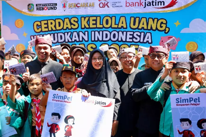Jadi Pelopor, Banyuwangi Gandeng OJK Luncurkan Bulan Literasi Keuangan untuk Pelajar