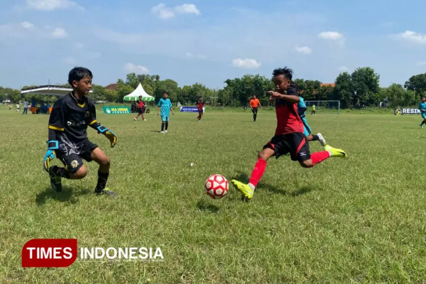 Undar Cup 2025: Tendangan Mimpi dari Lapangan Kampus Undar Jombang