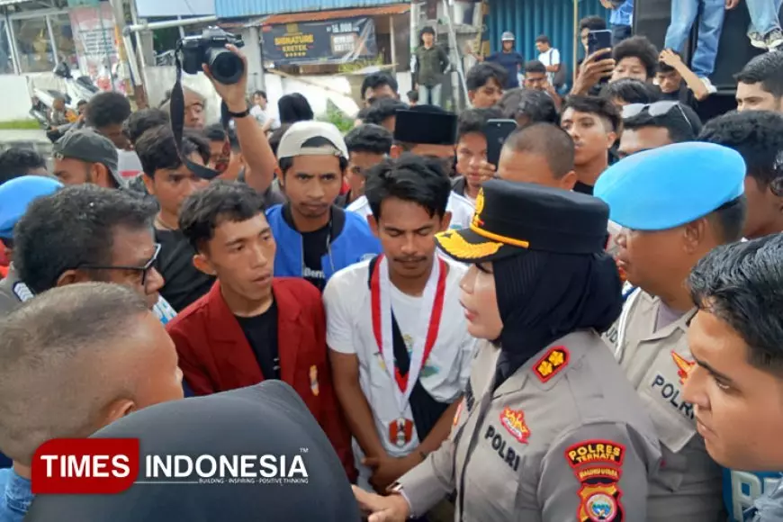 Dengan Pendekatan Humanis, Kapolres Ternate Redam Demonstrasi Mahasiswa dengan Bijaksana