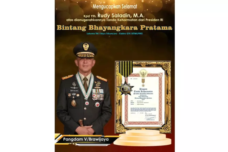 Pangdam Brawijaya Terima Penghargaan Bintang Bhayangkara Pratama