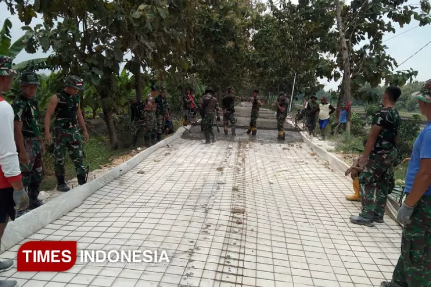 26 Persen Rutilahu Rampung, Jalan Rabat Beton Dikebut: TMMD Lamongan Tancap Gas!