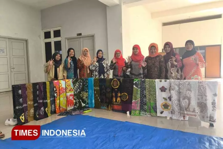 FP UWG Malang Terima Kunjungan Mahasiswa IIK Kediri, Belajar Membatik di Sanggar Batik Wangsa Singosari