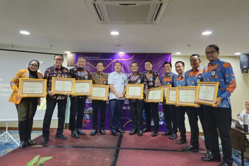 DLU Raih Penghargaan Pelayanan Prima Utama Unit Pelayanan Publik 2024 dari Kemenhub