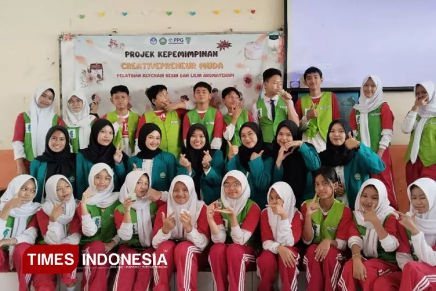 Mahasiswa PPG UNISMA Gelar Pelatihan Wirausaha Kreatif Ramah Lingkungan di SMPN 13 Malang