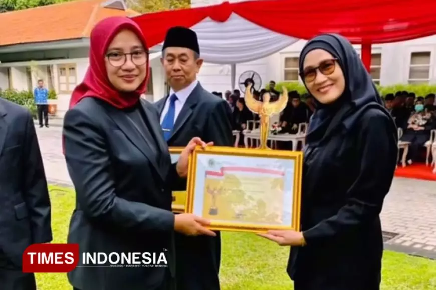 Direktur RSUD Genteng Banyuwangi Raih Penghargaan ASN Berprestasi