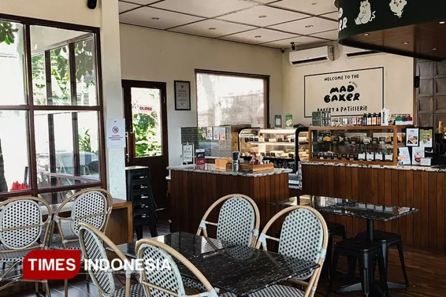 Mad Baker Cafe, Surga Dessert Kekinian di Bukit Cemara Tidar Malang