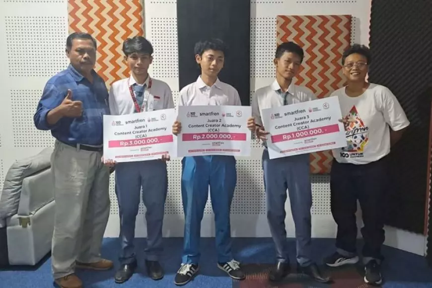 XLSMART Gelar Akademi Konten Kreator di Kampus Unitomo Surabaya