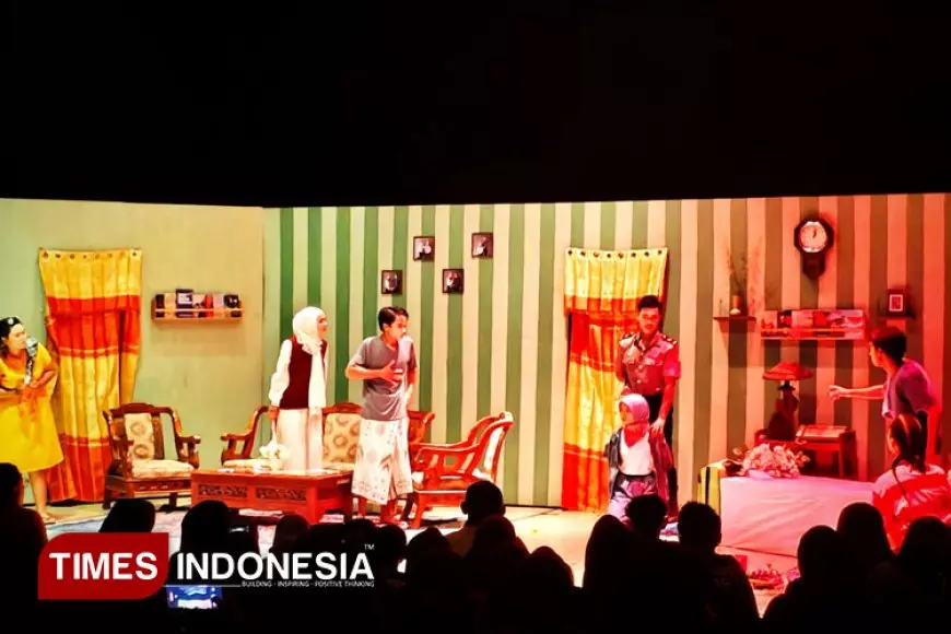 Siswa SMAN 1 Grati Gelar Uji Pentas Teater Bertemakan Isu Kepercayaan Sosial