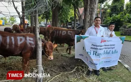 Warga Sekitar JIIPE Gresik Rasakan Berkah Kurban di Hari Raya Idul Adha