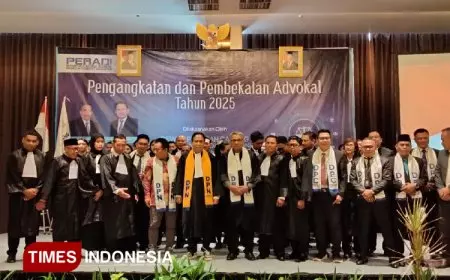 Ketua DPN Peradi Lantik Puluhan Calon Advokat di Malang, Tekankan Pentingnya Literasi Teknologi