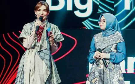 Firda Khaerunnisa Raih Penghargaan Best Marketing dari UPI Bandung dalam Event Skala Nasional