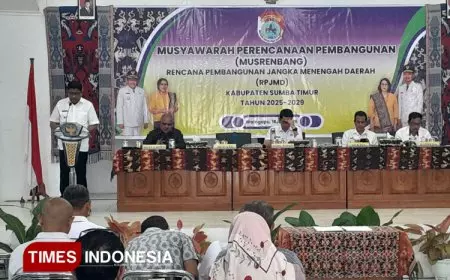 Bupati dan Wabup Hadiri Dua Agenda Penting Pembangunan Berkelanjutan di Sumba Timur