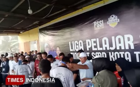 Tutup Liga Pelajar 2025, Wakil Wali Kota Ternate Apresiasi Potensi Sepak Bola Muda