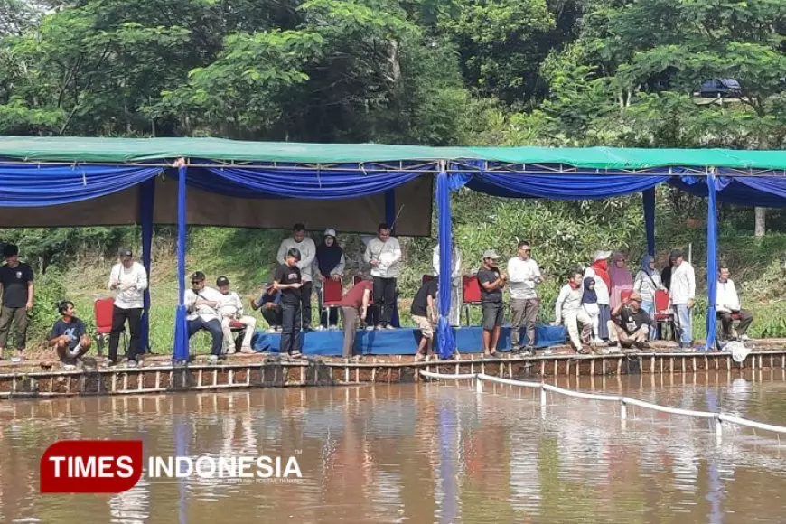 Perkuat Suasana Kebersamaan Dalam Dies Natalis ke-61, UNJ Gelar Mancing Bersama Sivitas Akademika