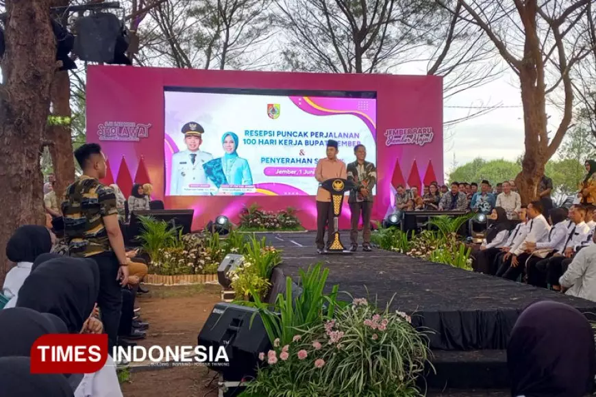 Bupati Jember Fawait Bagikan SK Pengangkatan ke Ribuan PPPK