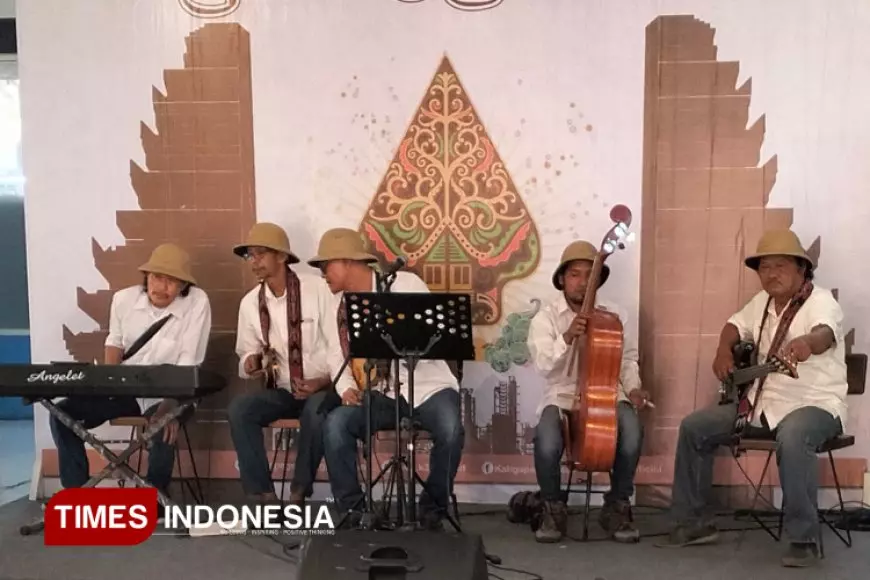 Nongkrong di Tengah Kota Gresik? Pujasera Joglo Petro Hadir dengan Wajah Baru