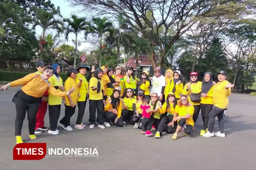 KEK Singhasari Malang Fasilitasi Olahraga Ibu-ibu Pegiat Senam
