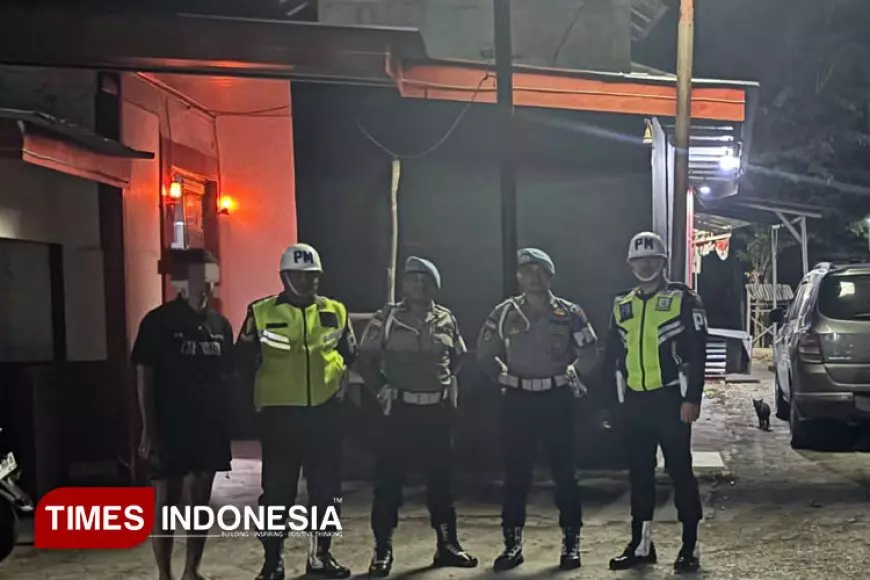 Polisi  - TNI di Sumba Timur  Patroli  Etika Profesi di Tempat Hiburan Malam