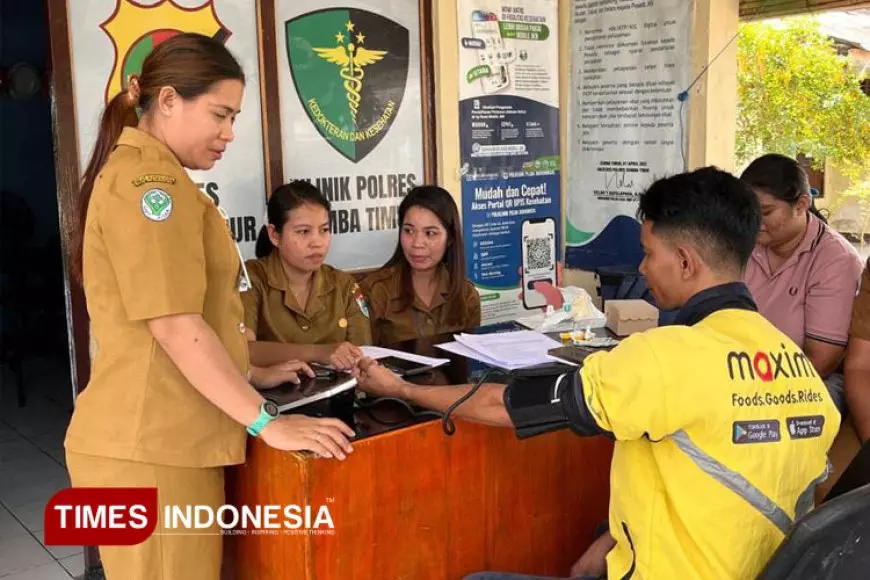 Pengemudi Ojol Dapat Layanan Kesehatan Gratis dari Polres Sumba Timur