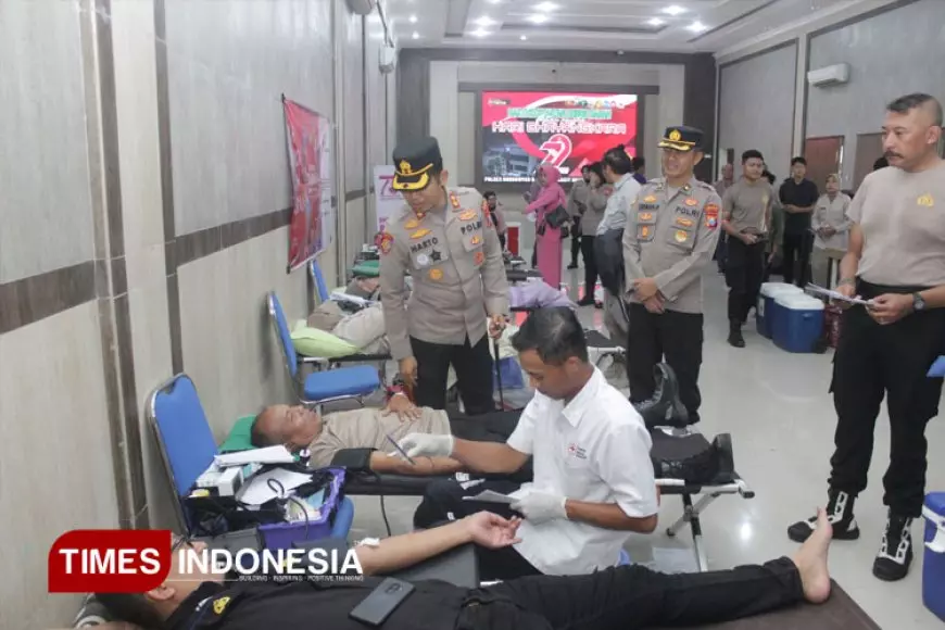 Polres Bondowoso Gelar Donor Darah Sambut HUT Bhayangkara ke-79