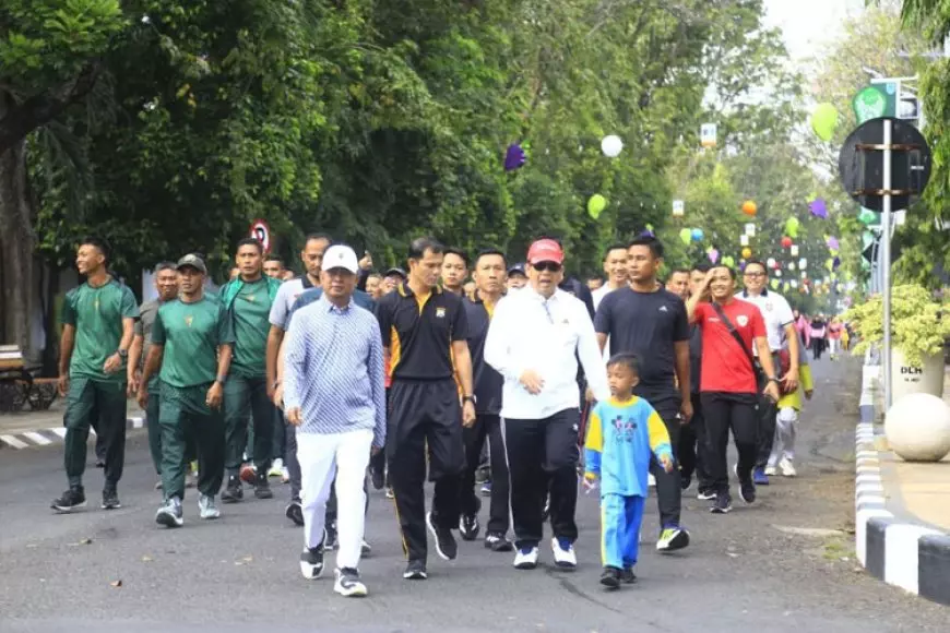 Polres Probolinggo Kota Gelar Jalan Sehat Hari Bhayangkara ke-79