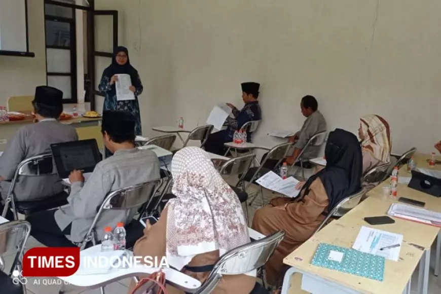 Haifa Zahra: Alumni Unisma Malang yang Menyatukan Matematika, Literasi, dan Pengabdian