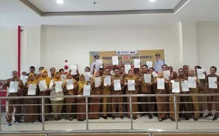 Komitmen Cegah Korupsi, Diskominfo Probolinggo Teken Pakta Integritas