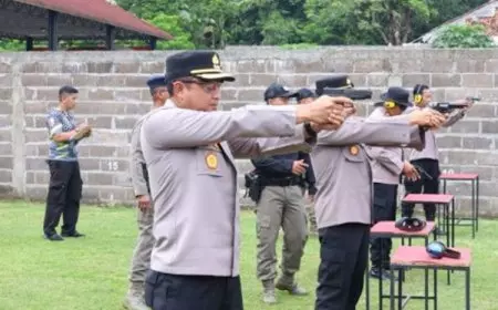 Tingkatkan Kemampuan Personel, Polresta Cilacap Gelar Latihan Menembak
