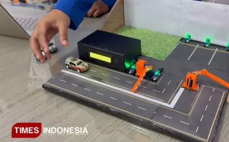 Sulit Cari Parkir? Mahasiswa Unmuh Jember Kembangkan Parking Smart IoT