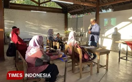 UMBY dan Aklan State University Kolaborasi Kembangkan Sekolah Alam Bahasa Inggris di Sleman