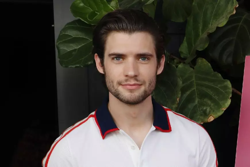 Jelang Rilis Superman, David Corenswet Minta 'Restu' Henry Cavill