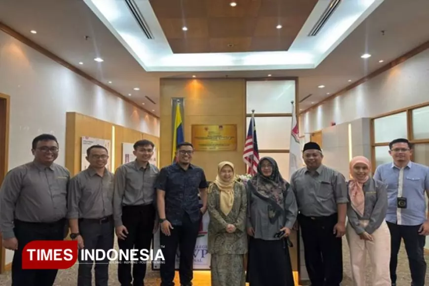 Prodi Administrasi Bisnis FISIP UNMER Malang Lakukan Lawatan Menunjang Akreditasi Unggul ke Malaysia