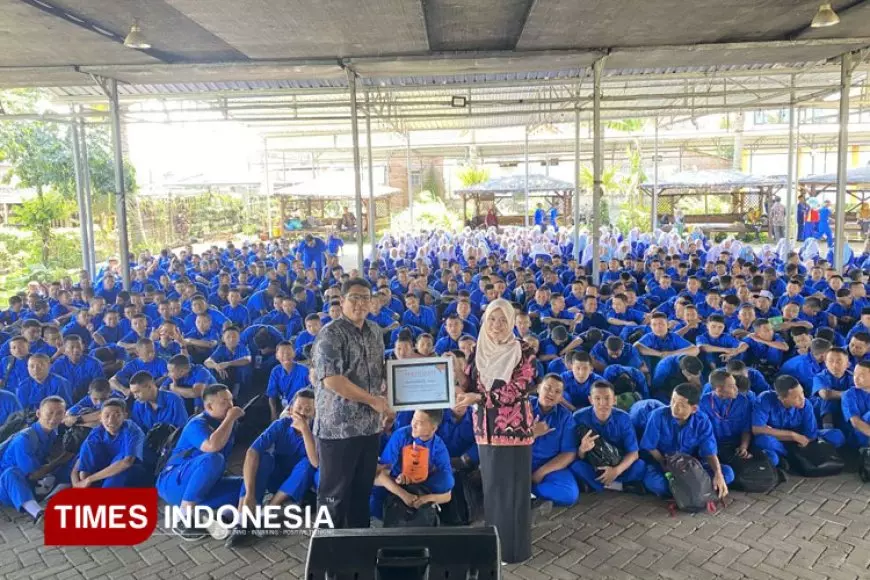 Dukung MPLS, RSU Wajak Husada Sapa Ratusan Siswa SMK Lewat Sosialisasi Anti Narkoba