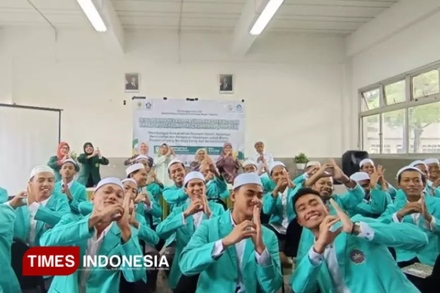 Sekolah Pascasarjana UNJ Gelar Pelatihan Kewirausahaan dan Keuangan untuk Santri di Pesantren Nurul Iman Bogor
