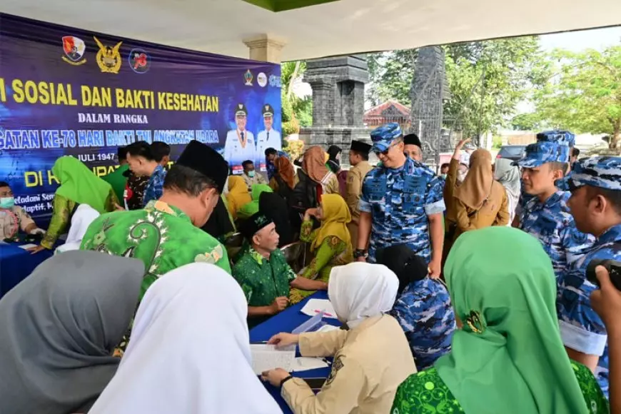 Hari Bakti TNI AU ke-78, Lanud Abd Saleh Malang Gelar Bakti Sosial di Pendopo Kabupaten Blitar
