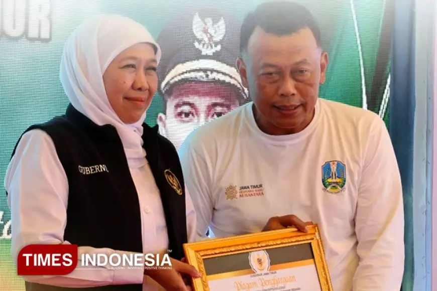 Pulihkan Ekosistem Darat, Bupati Ponorogo Dapat Penghargaan dari Gubernur Jatim